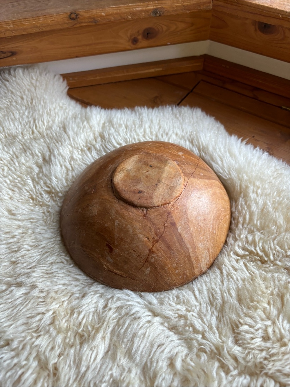 Vintage Hand Carved Wooden Bowl - Picture 5 of 7